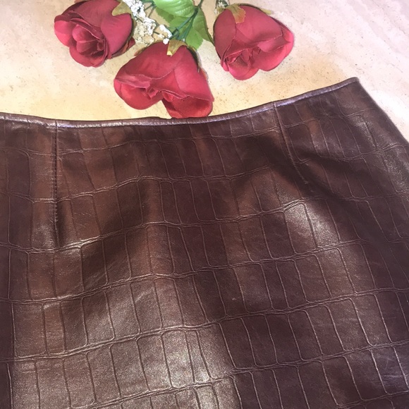 Elements by vakko Leather pressed croc, skirt - Picture 2 of 14